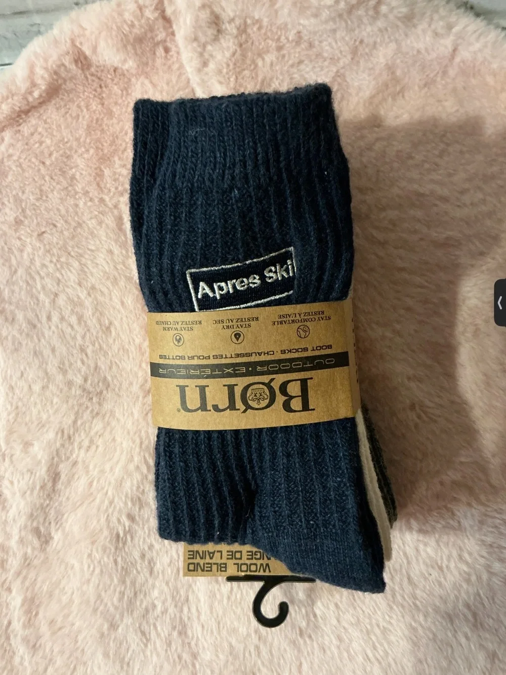 BORN OUTDOORS 4Pk. Women’s Size 4-10 Textured Crew Boot Socks